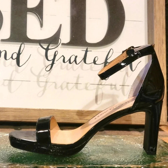 Chinese Laundry Tinie Platform Sandal Wmns 7 #TIFG-004 NWT - Picture 3 of 11